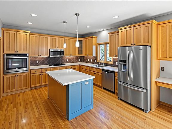 5th image of 1255 Irvine Dr