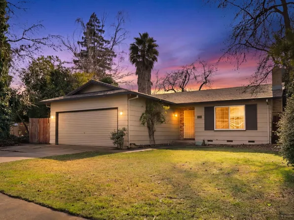 1056 Port Chelsea Cir, Lodi, CA 95240