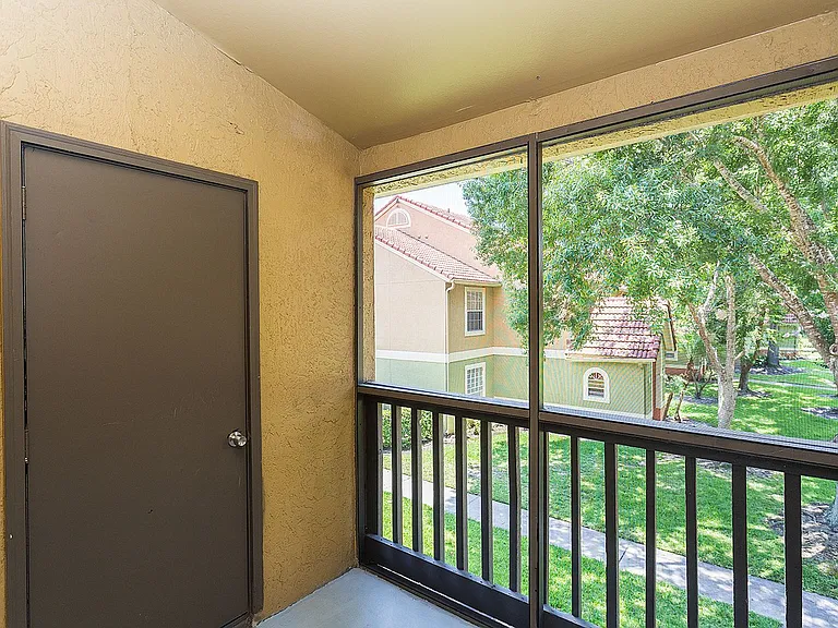 437 Fountainhead Cir #280 — Photo 13