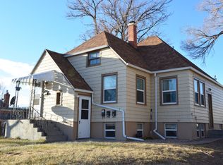 1406 E 18th St, Cheyenne, WY 82001