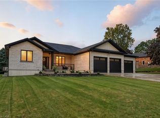 30 Tanager Dr, Tillsonburg, ON N4G 1A8