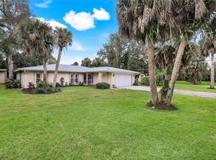 18130 Elmwood Dr, Alva, FL 33920