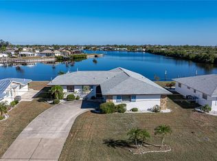 117 W Tarpon Blvd NW, Pt Charlotte, FL 33952