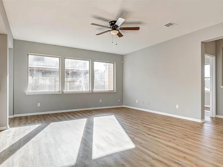 15010 Golden Summer Ct — Photo 16