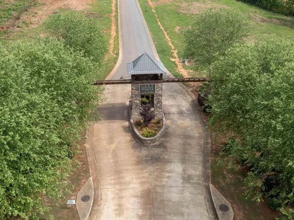 186 Willow Loop Cir, Lincoln, AL 35096