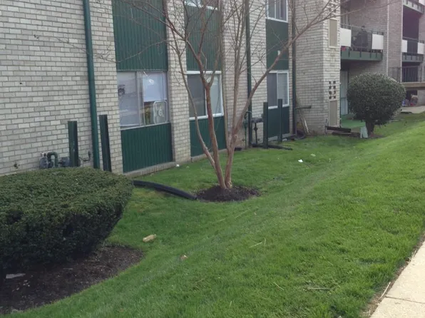 9276 Adelphi Rd #2, Hyattsville, MD 20783