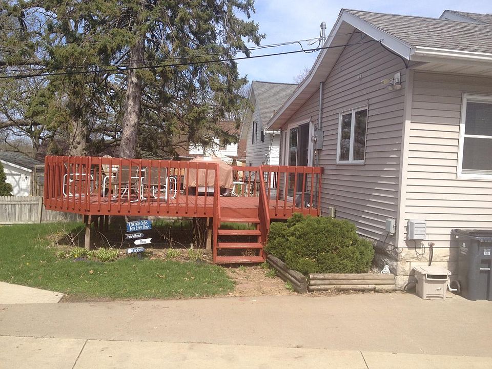 2nd image of 1850 C Ave NE