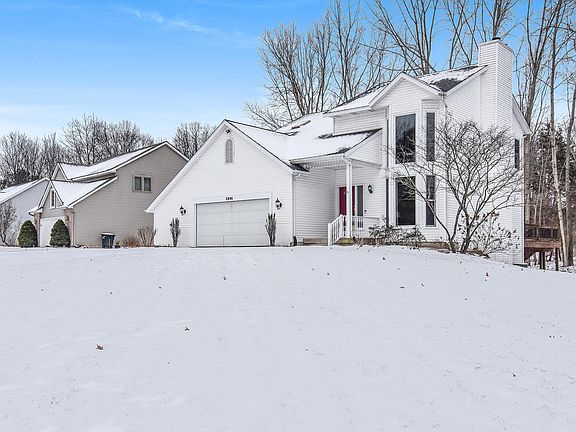 2nd image of 5896 Arroyo Vista Dr NE