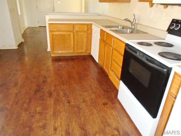 5th image of 844 Chabern Dr