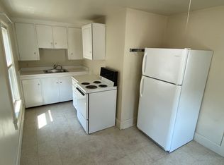 114 King St APT B, Northampton, MA 01060