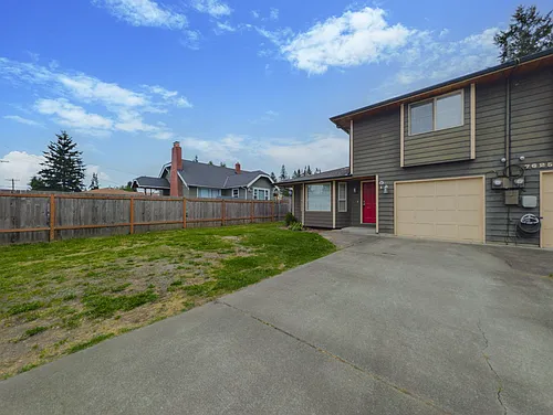 7625 51st Avenue NE Photo 1 7625 51st Avenue NE Photo 1