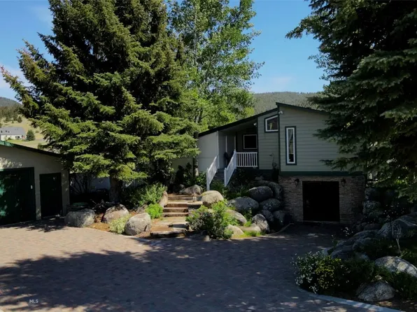 239 Meadow View Dr, Butte, MT 59701