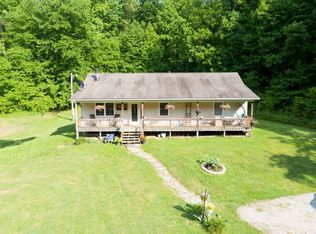 392 Franklin Cemetery Rd, Vinton, OH 45686