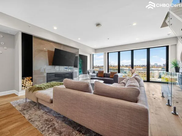 8818 Churchill Rd #8818, North Bergen, NJ 07047