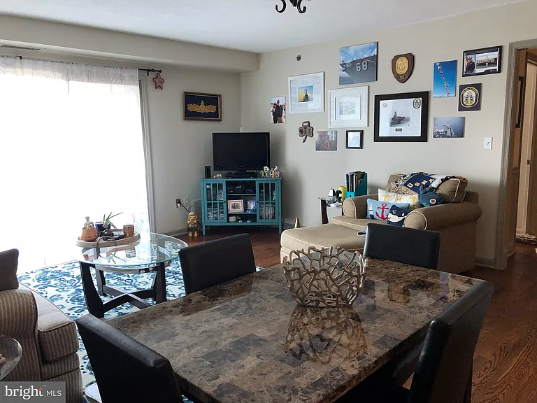 545 E Braddock Rd #101 — Photo 21