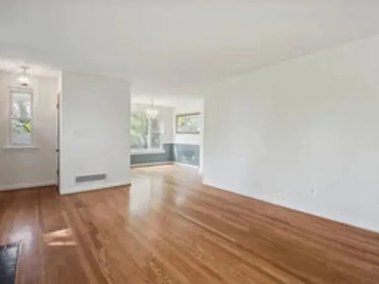 8413 Spencer Ct — Photo 12