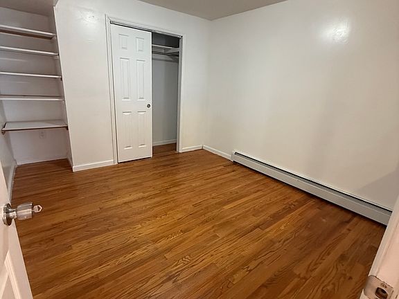 3rd image of 8 Zeck Ct Floor 1