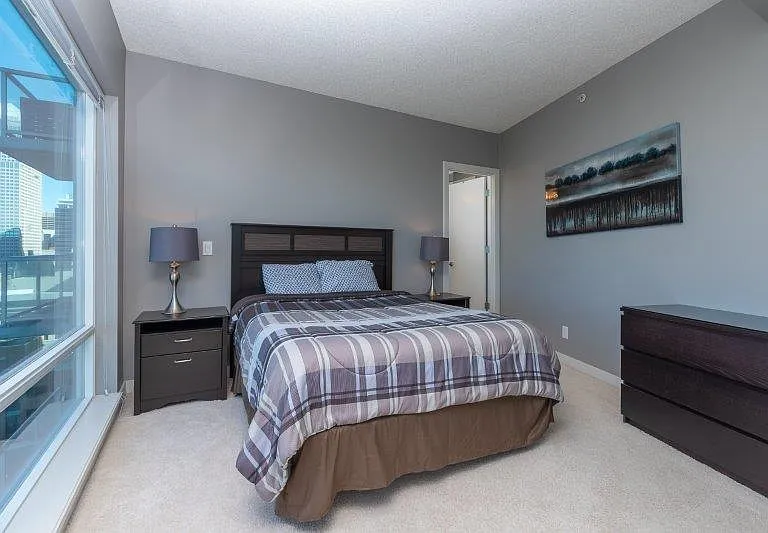 215 13th Ave SW #1305 — Photo 14