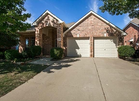 2nd image of 2466 Crystal Falls Dr