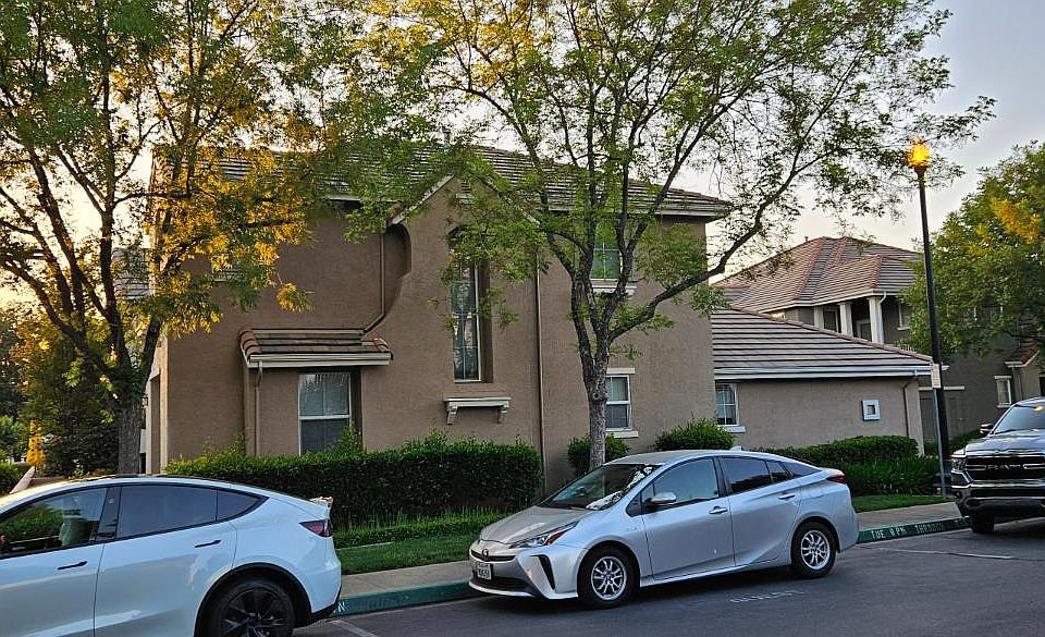 1st image of 4601 Esplanade Cir