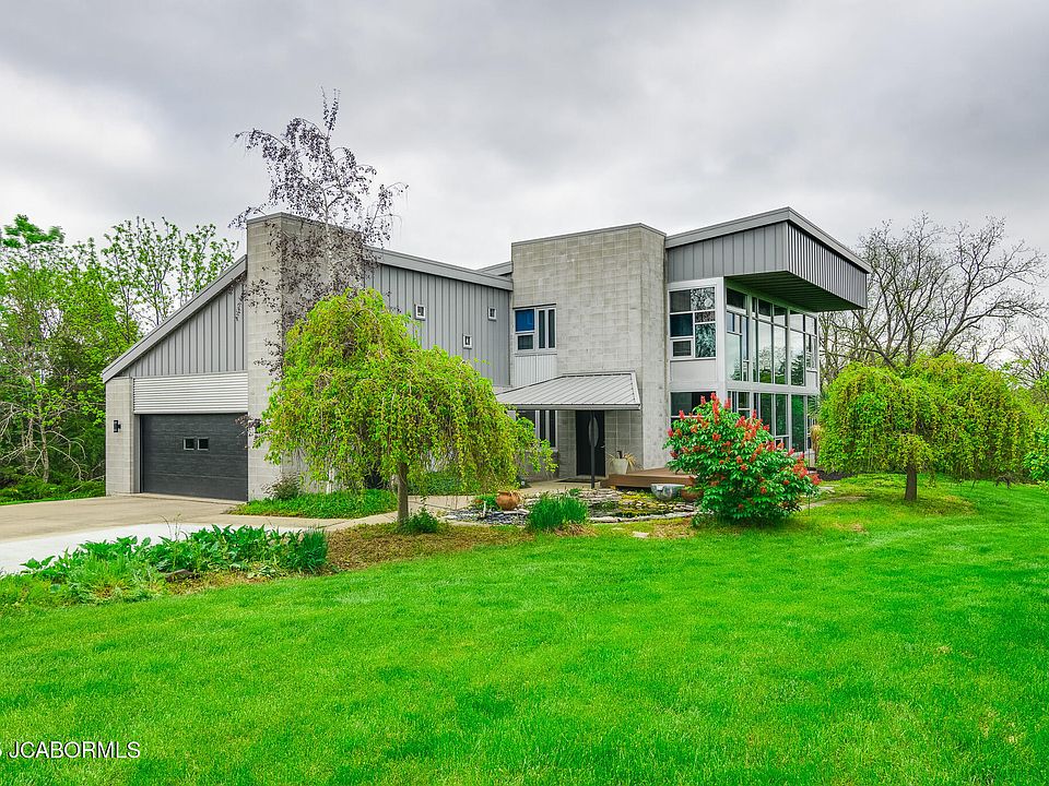 1st image of 2202 Atelier Dr
