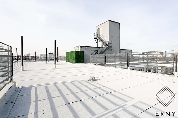 Rented by ERNY LLC | media 47