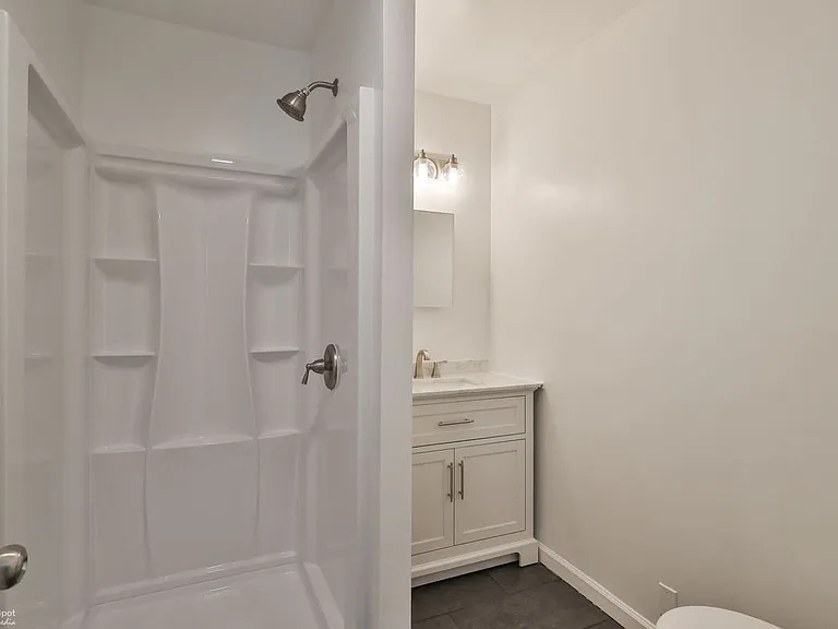 305 S Warminster Rd #B2 — Photo 16