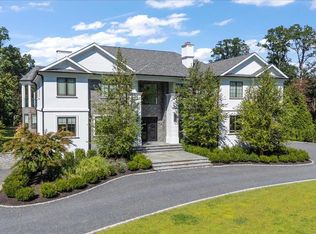 5 Gerry Lane, Lloyd Harbor, NY 11743