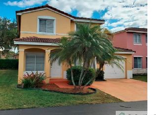 9721 SW 164th Ct, Miami, FL 33196