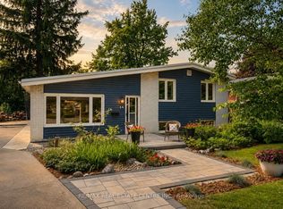 14 Lawrence Cres, Brampton, ON L6W 2P3