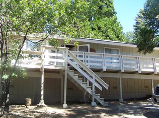 2520 Whispering Pines Dr, Running Springs, CA 92382