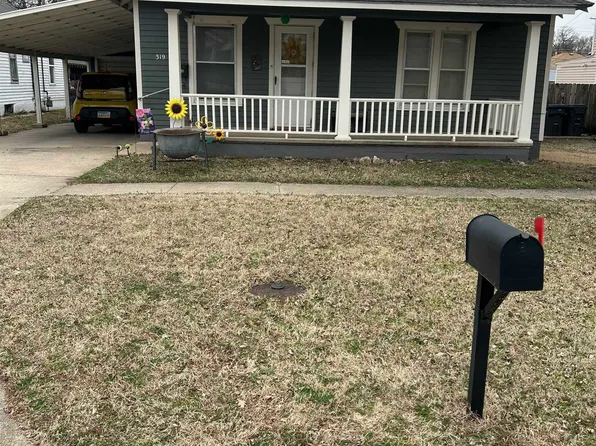 319 W 8th St, Newton, KS 67114