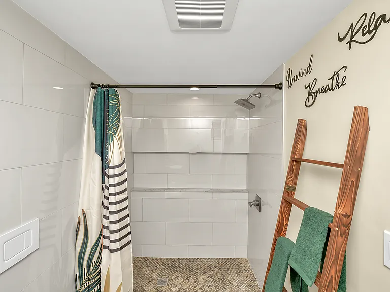 10 Pierce Ave #1 — Photo 25