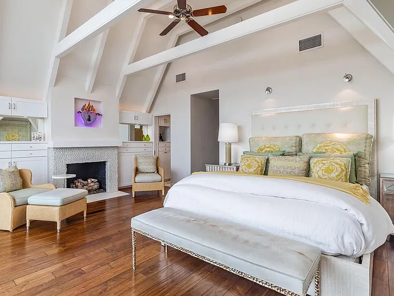 23416 Malibu Colony Rd — Photo 14
