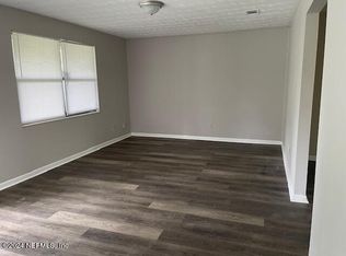 7451 Melvin Rd, Jacksonville, FL 32210