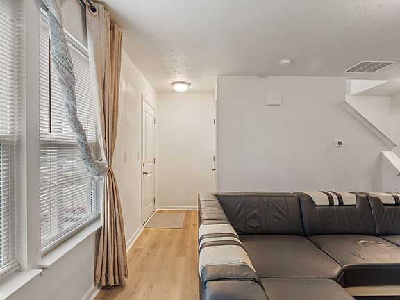 5th image of 6316 Avacado Dr