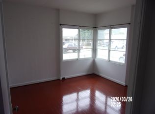 703 Hausten St, Honolulu, HI 96826