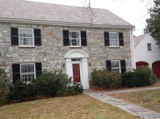 1692 Beacon St, Waban, MA 02468