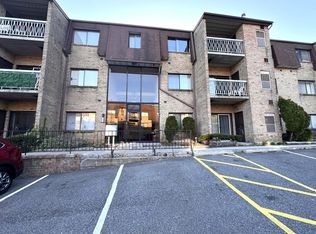 714 Kennedy Dr, Spring Valley, NY 10977