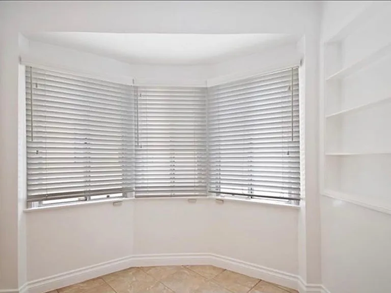 6222 W 85th Pl — Photo 12