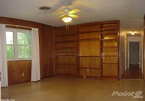 5th image of 23 Frostwood Dr