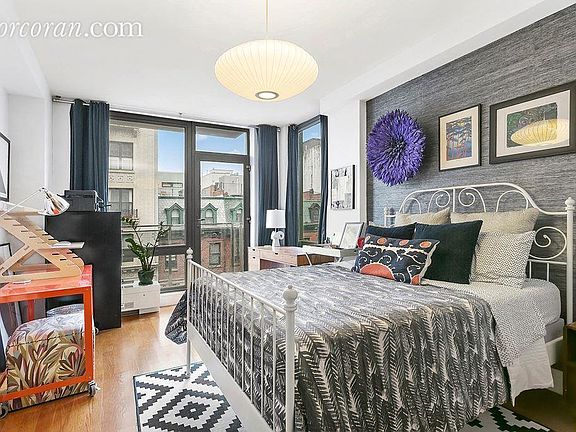 4th image of 117 W 123rd St APT 4D