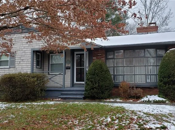 155 Annaquatucket Rd, North Kingstown, RI 02852