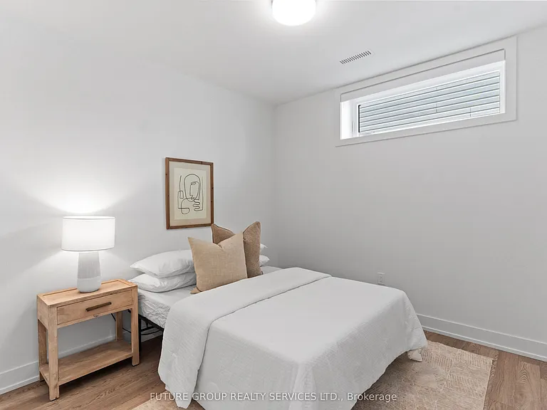 15 Acorn Ave #1 — Photo 24