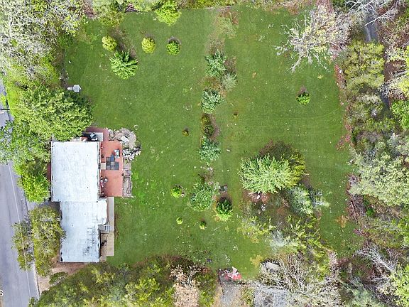 5th image of 563 Reed Road