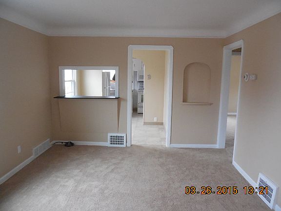 3rd image of 4415 W 57th St