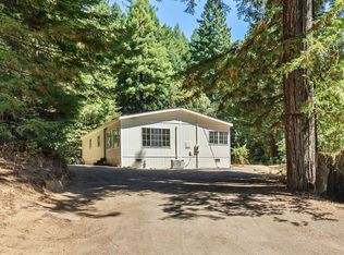 646 Sequoia Rd, Myers Flat, CA 95554