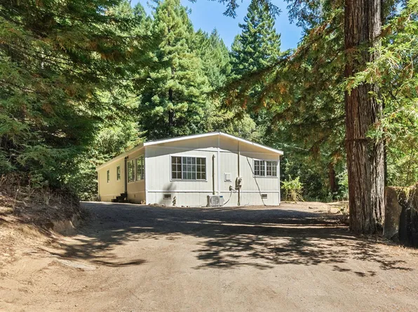 646 Sequoia Rd, Myers Flat, CA 95554