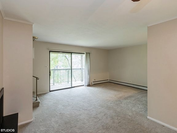 4th image of 821 S Dwyer Ave APT E