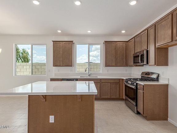 3rd image of 25332 N 133RD Avenue